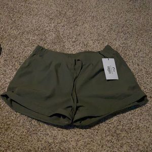 Zyia summer shorts size M